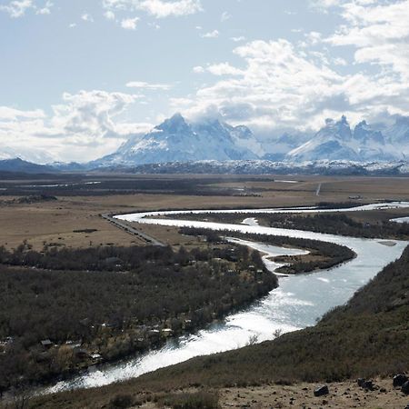Glamping Rio Serrano - Caja Los Andes トレス・デル・パイネ エクステリア 写真