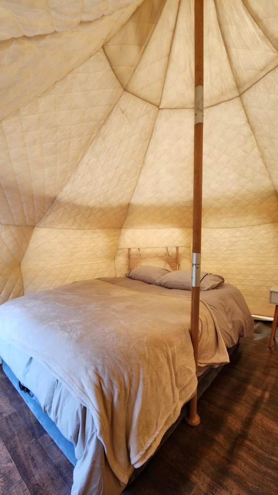 Glamping Rio Serrano - Caja Los Andes トレス・デル・パイネ エクステリア 写真