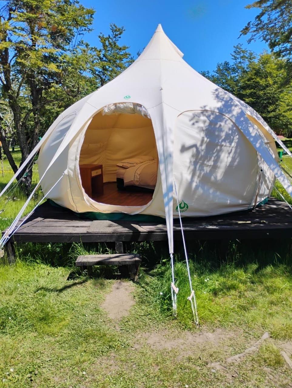 Glamping Rio Serrano - Caja Los Andes トレス・デル・パイネ エクステリア 写真